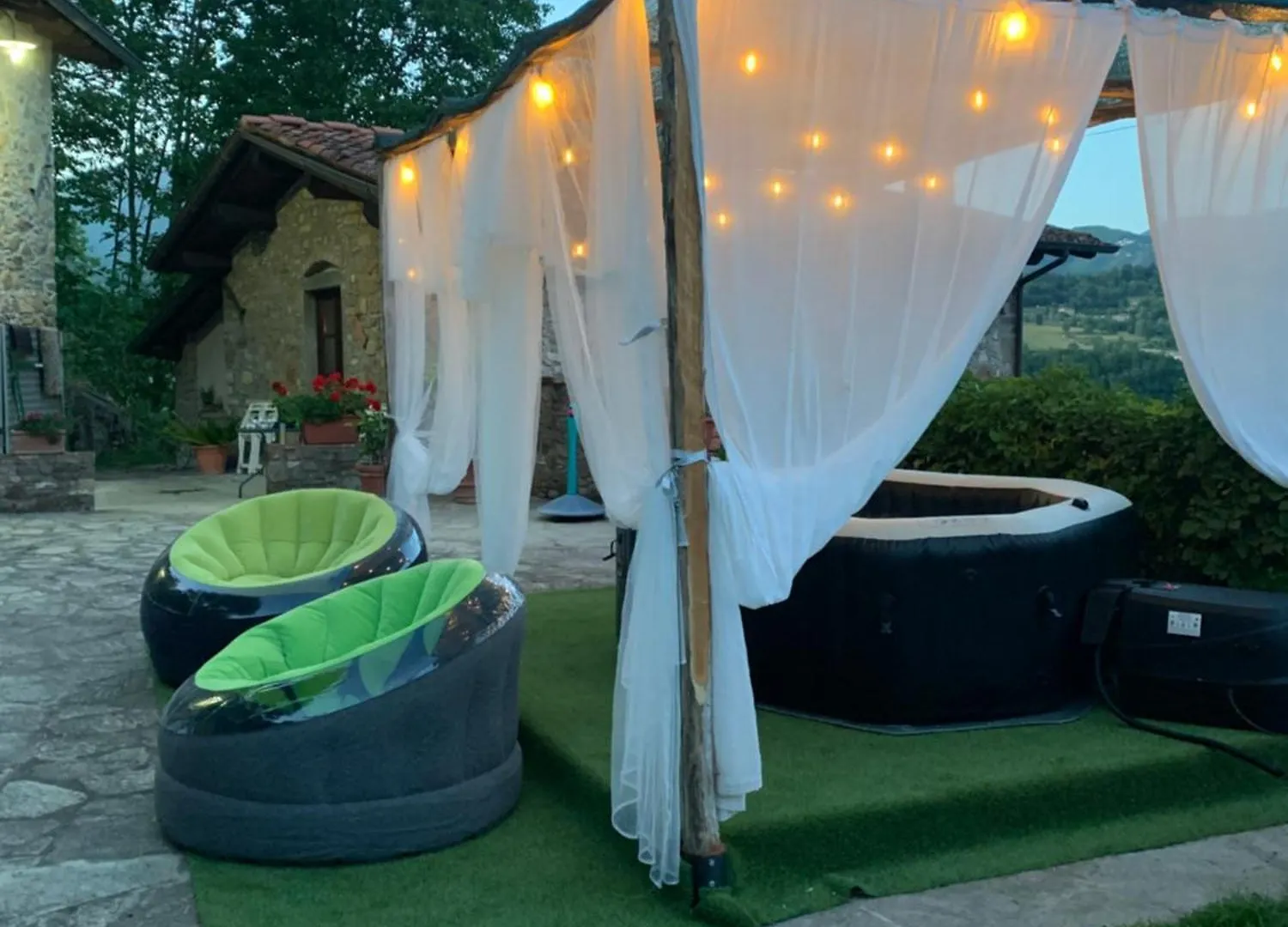 Couette-café Birillina Guest House Di Laura Reni Poggio  Italie