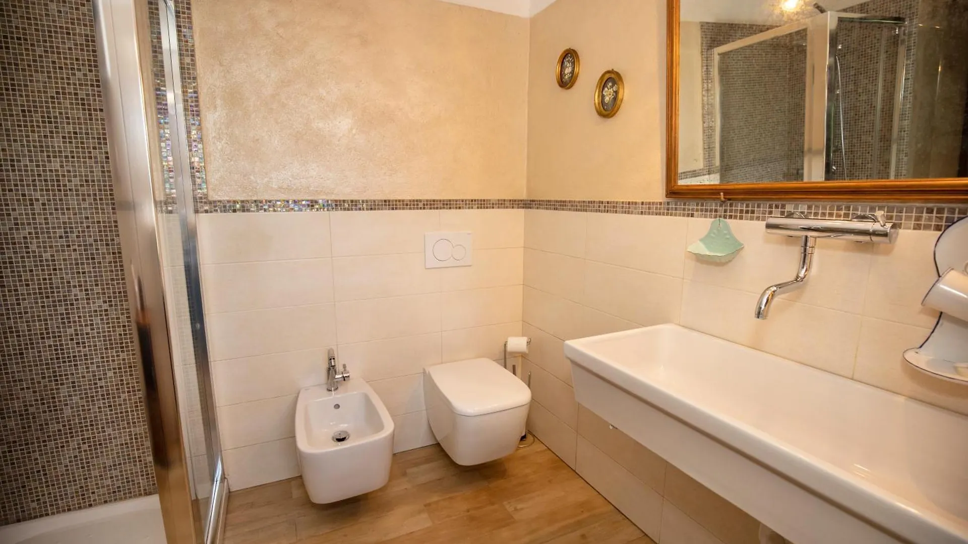 Birillina Guest House Di Laura Reni Poggio  Bed & Breakfast